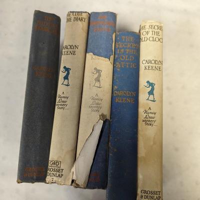 1930's 1940's A Nancy Drew Mystery Story Carolyn Keene