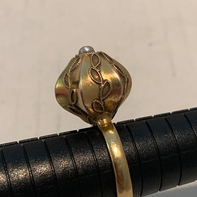 18k Yellow Gold Tulip Ring With Pearl