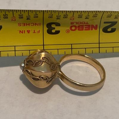 18k Yellow Gold Tulip Ring With Pearl