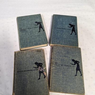 1930's 1940's 1950's A Nancy Drew Mystery Story Carolyn Keene