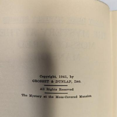 1930's 1940's 1950's A Nancy Drew Mystery Story Carolyn Keene