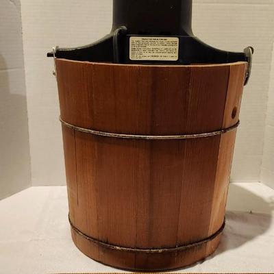 Richmond Cedar Works 4 QT Electric Ice Cream Freezer Maker Wood Bucket Model 78