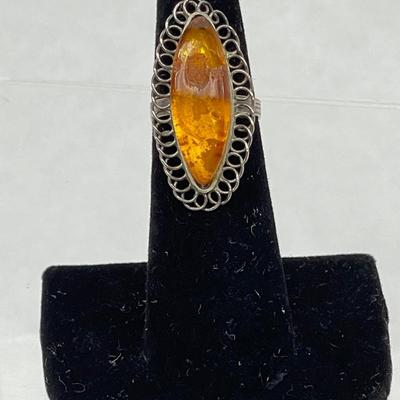 Amber-Colored Stone on 375 9k Gold Ring