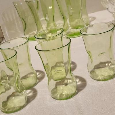 Uranium Vaseline Tumbler Glasses and clear ice cream custard cup