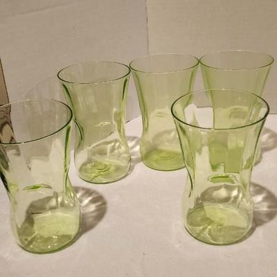 Uranium Vaseline Tumbler Glasses and clear ice cream custard cup