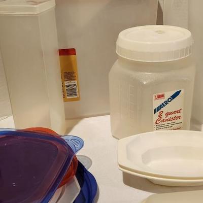 Food Kitchen Storage containers lot