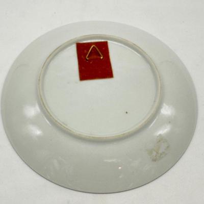 Pair of Asian hanging plates