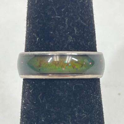 Costume Jewelry Ring: Silver Tone with Translucent Gray Green Band with Color Chips