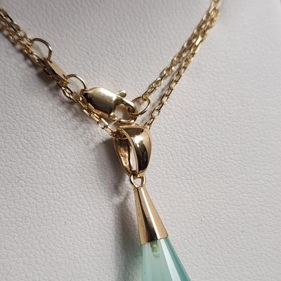 14kt Yellow Gold & Chalcedony Drop Pendant w 14Kt Gold 17" Chain