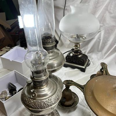 Antique and vintage lights Parts and projects