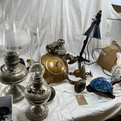 Antique and vintage lights Parts and projects
