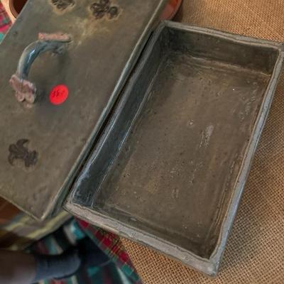 Vintage storage box beautifully designed like new