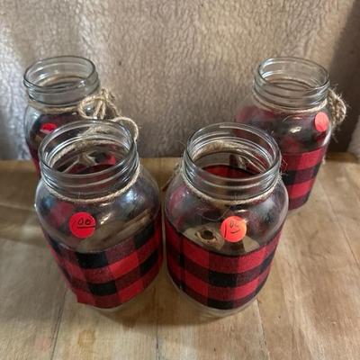 Special gifts Crowning touch Set Of 4 Scottish plaid whiskey glasses NIB MCM