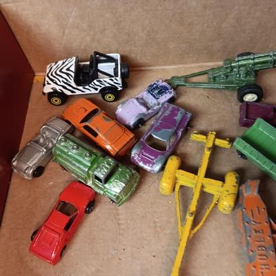 OLD CARS, TRUCKS AND TRAILERS