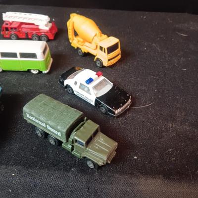 GREAT COLLECTION OF TOY CARS AND TRUCKS