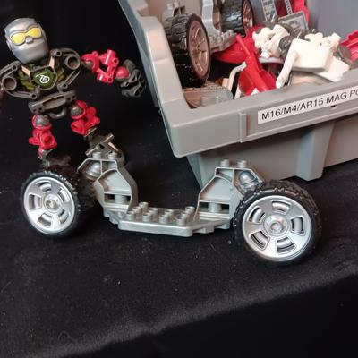 RESCUE TECH BUILDING HEROES