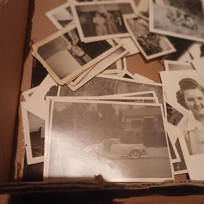 ANTIQUE AND VINTAGE PHOTOS