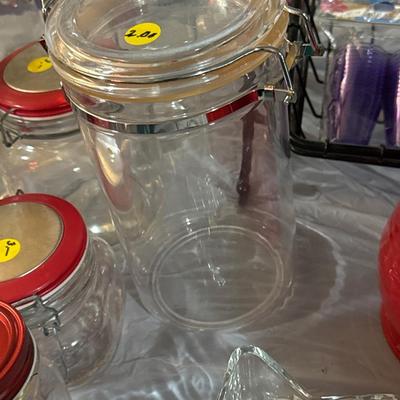 Glass storage container great for spaghetti noodles