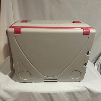 Coca Cola Cooler with Chairs & Drop Leafs Built In (BB-MG)