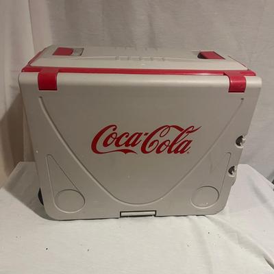 Coca Cola Cooler with Chairs & Drop Leafs Built In (BB-MG)