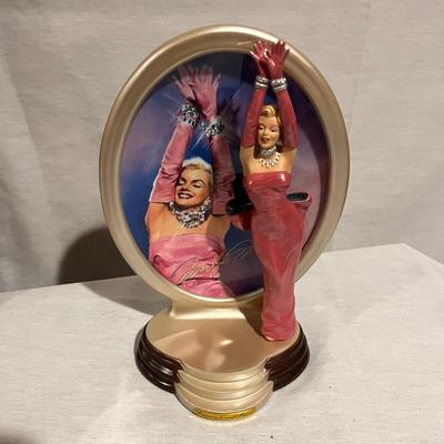 Marilyn Monroe Ornaments & Other Collectibles (BB-MG)
