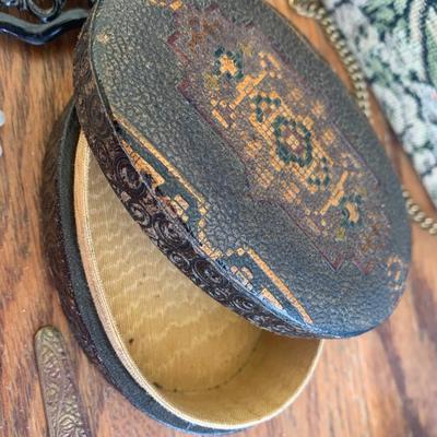 Vintage Fashion Collectibles Lot