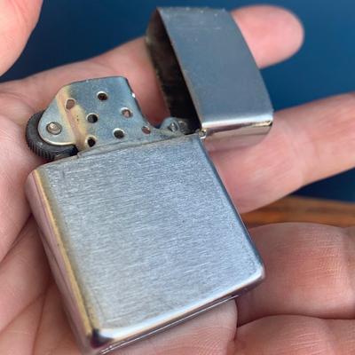 Vintage Lighters Pocket Knives Collectibles Lot