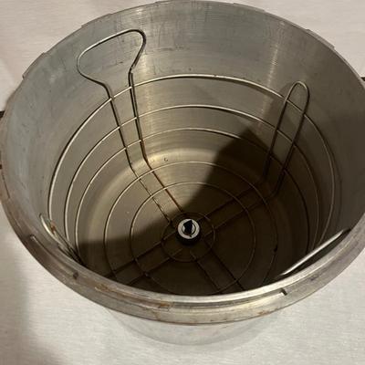 Presto Pressure Cooker & Ball Jars (BB-MG)