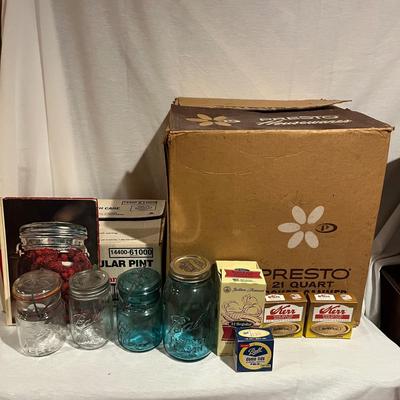 Presto Pressure Cooker & Ball Jars (BB-MG)