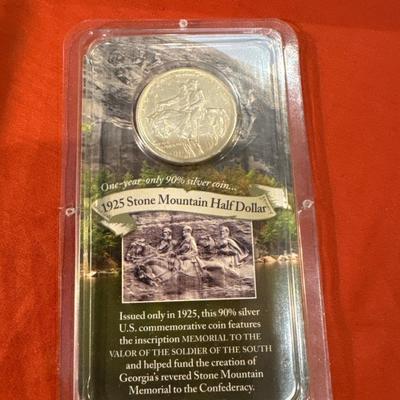 1925 STONE MOUNTAIN NEVER OPENED SILVER HALF