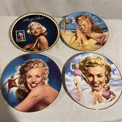 Marilyn Monroe Collectibles - Poster, Signs & More (BB-MG)