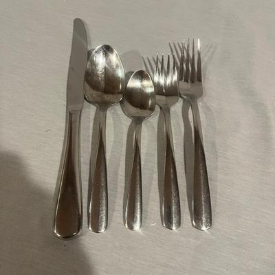 Eight Person Five-Piece Onieda Flatware Set with Extras (BBC-MG)