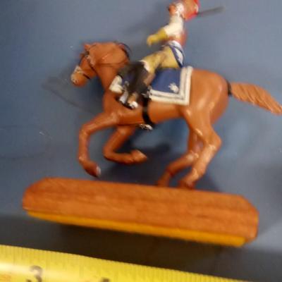 LOT 93 VINTAGE METAL SOLDIER ON HORSE