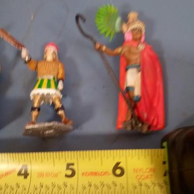LOT 95 FOUR METAL SOLDIERS