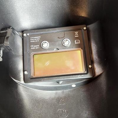 Lot #92 Welding Helmet - Manual - Auto darkening