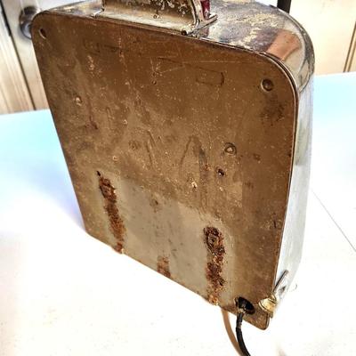 Lot #94 Vintage Seebring Wall O'Matic Jukebox - needs restoration