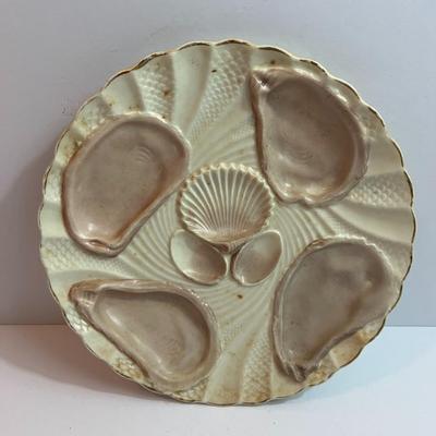 Antique Majolica Unmarked Porcelain Oyster Serving Dish 8-1/2" Diameter in Good Condition.
