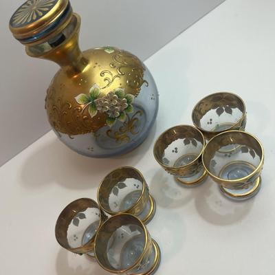 Vintage Italian Murano Bohemian Style Decanter Set w/6 Glasses in Very Good Preowned Condition as Pictured.