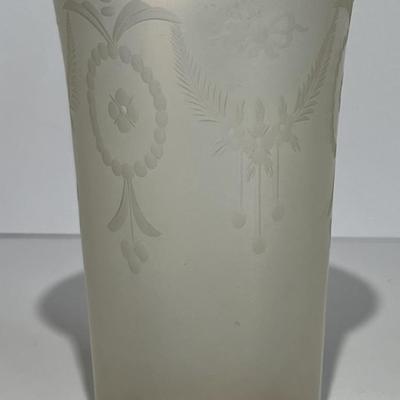 Antique Iridescent Signed Steuben/Hawkes Verre De Soie Water Glass 5" Tall as Pictured. (No Damage but May Need Cleaning).