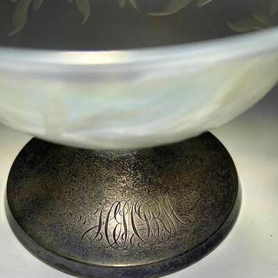 Antique Iridescent Steuben Verre De Soie Bowl 6" Wide w/Silver Monogrammed Lid as Pictured. (No Damage but May Need Cleaning).