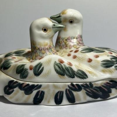 Vintage Scarce Occupied Japan "HOKUTOSHA" Love Birds Trinket Dish 7" Long as Pictured.