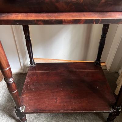 Antique Early Desk/End Table 21.5" Wide, 17.5" Deep, & 30" Tall in Good Preowned Condition.