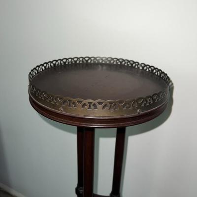 Ferguson Bros Mahogany Fluted Tri Column Brass Gallery Pedestal Plant Stand in Fair to Good Condition.