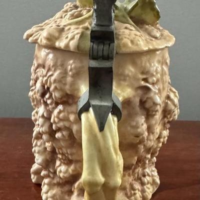 Vintage/Antique Rare German Musterschutz 1/2-l Porcelain Head/Bust Tankard Mug in VG Preowned Condition as Pictured.