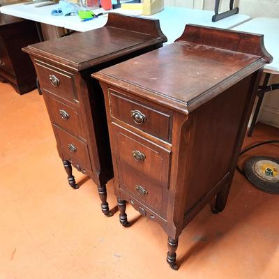 Lot #98 Pair of Antique/Vintage Nightstands