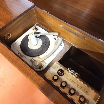 Lot #103 MidCentury Modern Radio Moderne - Stereophonic High Fidelity Record Player