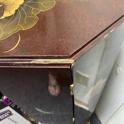 Red Lacquer Jewelry Chest