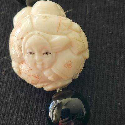 Unakite and Black Onyx Carved Necklace