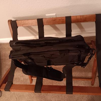 CASE LOGIC SUITCASE ON 2 WHEELS, DUFFLE BAG WITH COMPASS & FOLDING LUGGAGE RACK