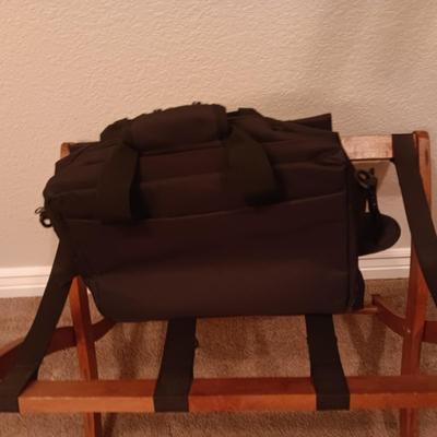 CASE LOGIC SUITCASE ON 2 WHEELS, DUFFLE BAG WITH COMPASS & FOLDING LUGGAGE RACK